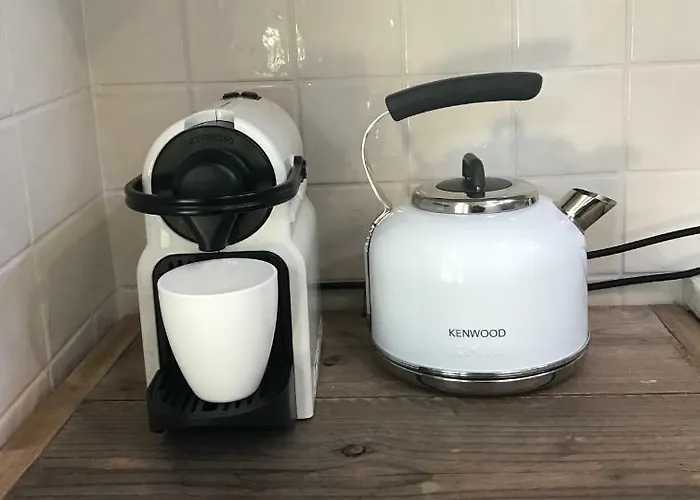 ベッド・アンド・ブレックファスト Het 4*