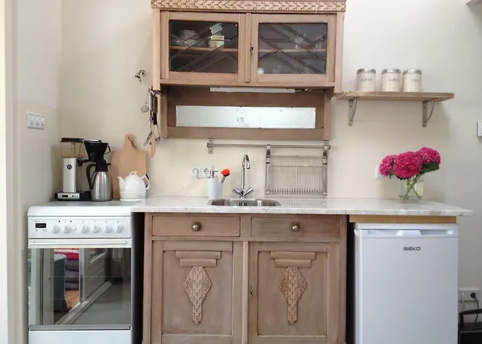 Het فندق مبيت وإفطار