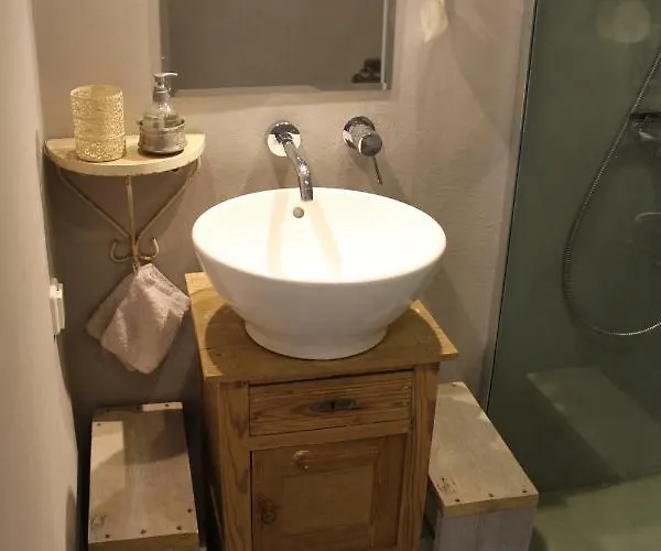 Het فندق مبيت وإفطار